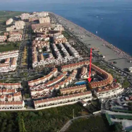 Beachfront Apartamento *